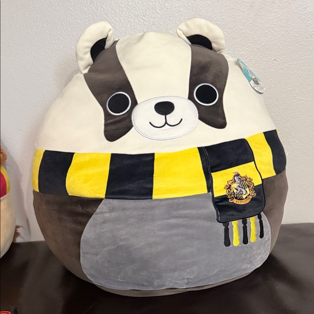 Harry Potter Hufflepuff squishmellow